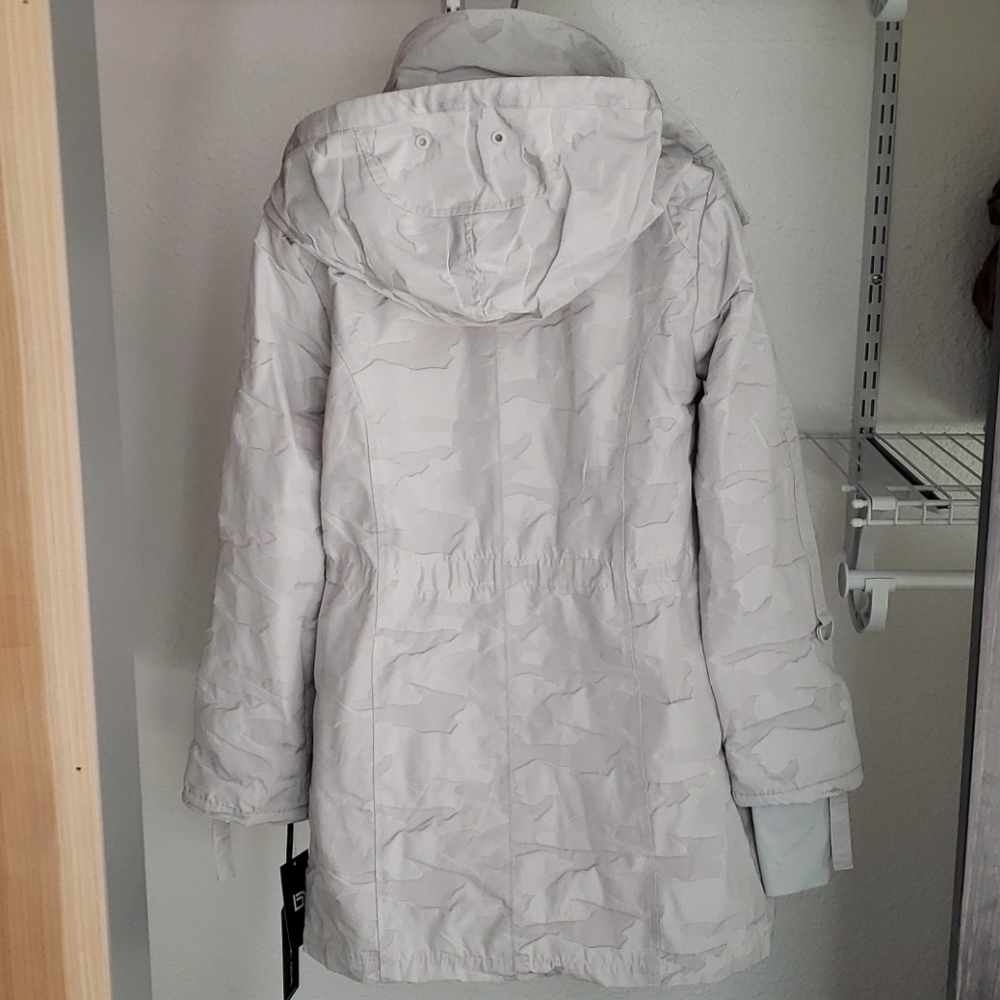 Jacket - Picture 2 of 7